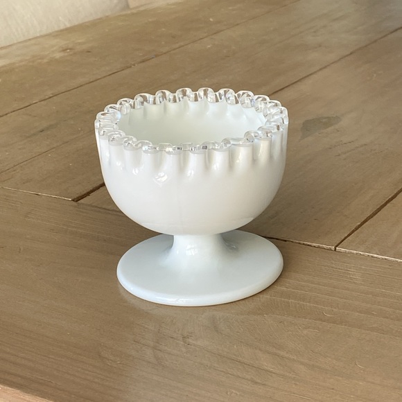 Fenton White Silver Crest Dip Bowl USA - Picture 2 of 9